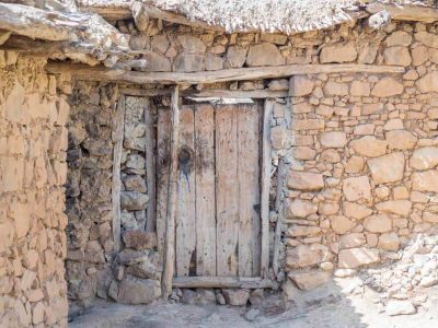 berber-wooden-door-taghazout